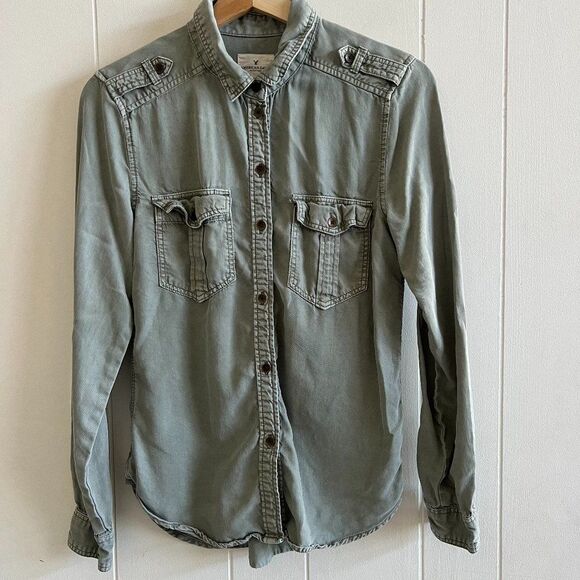 American Eagle Boyfriend Fit Utility Button Down Blouse - Picture 2 of 11